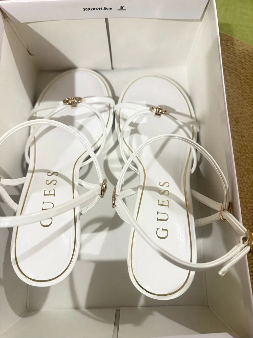 Guess chic wedge